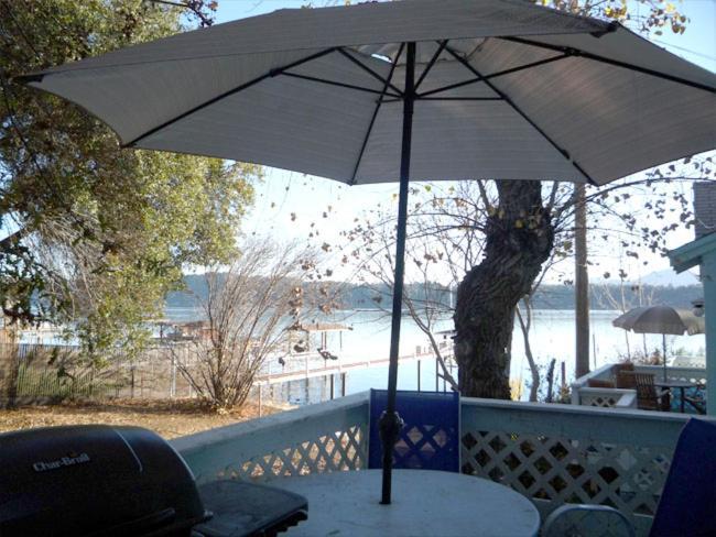 Blue Fish Cove Resort Clearlake Oaks Exteriér fotografie